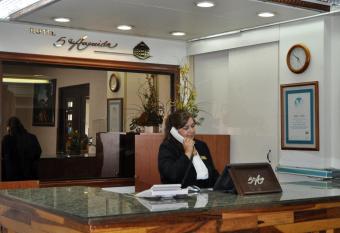 Hotel 5a Avenida allows 18 year olds to book a room