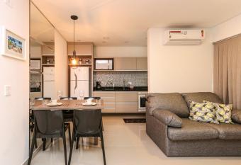 Studio Manhattan - Central - 7th005 allows 18 year olds to book a room