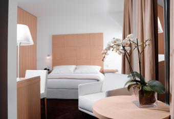 Hotel Alzinn has Balcony rooms