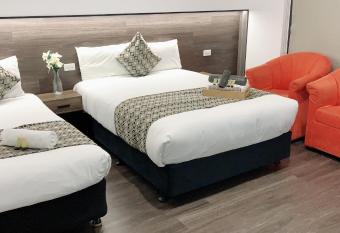 Elm Motel allows 18 year olds to book a room