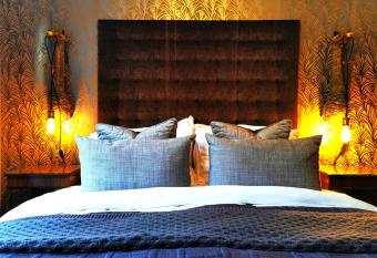 The NICHE has Balcony rooms