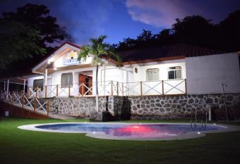 Hotel Ocotal Bed & Breakfast has Balcony rooms