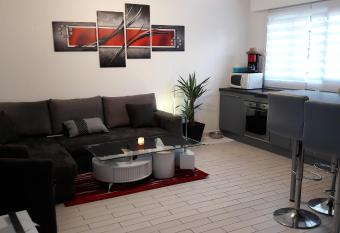 T2 hippodrome allows 18 year olds to book a room