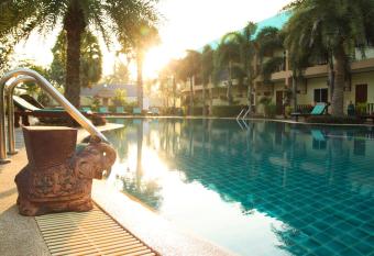 The Green Beach Resort has Balcony rooms