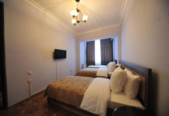 Guest House Batumi Globus allows 18 year olds to book a room