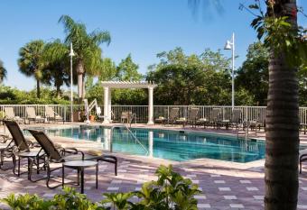 DoubleTree Suites by Hilton Naples has Balcony rooms