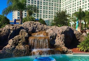 Hilton Orlando allows 18 year olds to book a room
