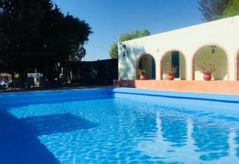 Hotel RV Park San Ram  n allows 18 year olds to book a room