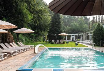 Waldhotel Tannenh  uschen has Balcony rooms