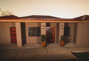 Donsveertjie Gasteplaas & Venue has Balcony rooms