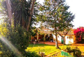 Lugar Saloio Sintra allows 18 year olds to book a room