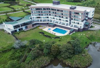 Hotel Lagoon has Balcony rooms