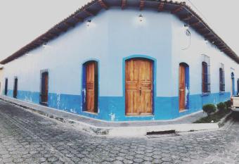 Vegas Grandpa Casa Hotel allows 18 year olds to book a room