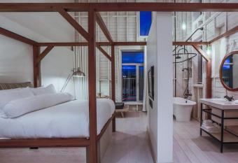 H  tel & Spa Le Germain Charlevoix has Balcony rooms