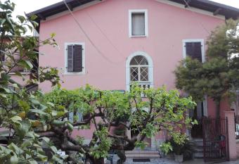 Albergo Giardino has Balcony rooms