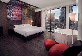 Inntel Hotels Utrecht Centre allows 18 year olds to book a room