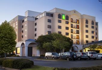 Embassy Suites by Hilton Columbia Greystone has Balcony rooms