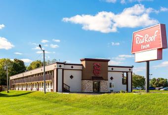 Red Roof Inn Anderson, IN allows 18 year olds to book a room