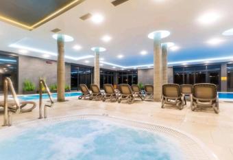 Polanki Park u Marty - Basen kryty has rooms with a private hot tub