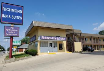 Richmond Inn and Suites allows 18 year olds to book a room
