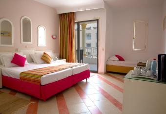 Golden Tulip Taj Sultan Resort has Balcony rooms