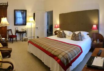 The Townhouse allows 18 year olds to book a room