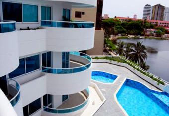 Apartamento Vacacional con Vista al Mar en Bocagrande Cartagena allows 18 year olds to book a room