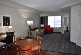 Country Inn & Suites by Radisson, Hagerstown, MD allows 18 year olds to book a room