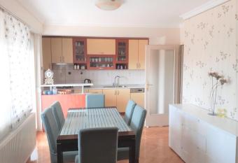 Spacious 80m2 Apartment in the Center has Balcony rooms