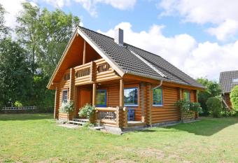 Mein Blockhaus allows 18 year olds to book a room