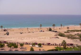 Playa Paraiso 27E has Balcony rooms