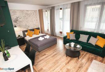 BatogoSpot Tumski has Balcony rooms