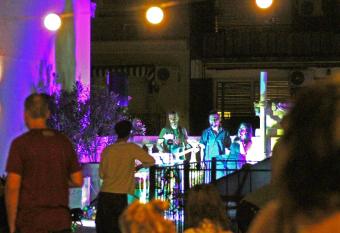 Voyage Recoleta Hostel allows 18 year olds to book a room