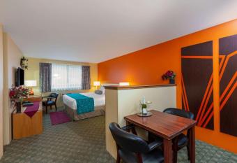 Howard Johnson by Wyndham Leavenworth allows 18 year olds to book a room