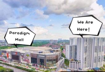 HostaHome Suite at Platino, Paradigm Mall has Balcony rooms