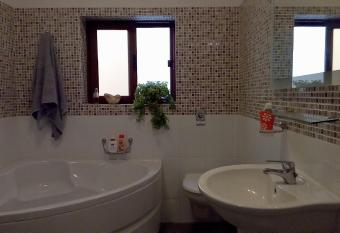 Rubis allows 18 year olds to book a room