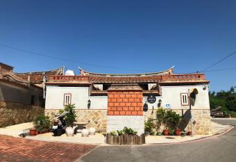 Relaxing INN Backpackers Warehouse has Balcony rooms