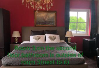 B&B nancy in holland has rooms with a private hot tub