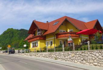 Apartments and Rooms With View on Bled has Balcony rooms