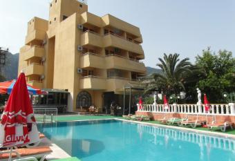 Hotel 47 Icmeler has Smoking/Balcony rooms