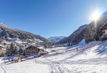 Hotel Hell allows 18 year olds to book a room