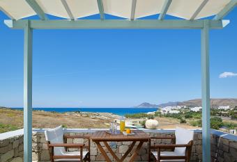 Asterias Boutique Hotel has Balcony rooms