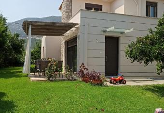 Aloe Apartment in Epidaurus has Balcony rooms