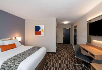 Microtel Inn & Suites by Wyndham Carlisle allows 18 year olds to book a room