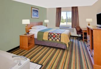 Super 8 by Wyndham Mt. Pleasant allows 18 year olds to book a room