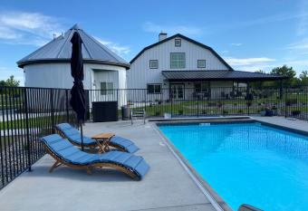 The Barn B&B Walla Walla allows 18 year olds to book a room