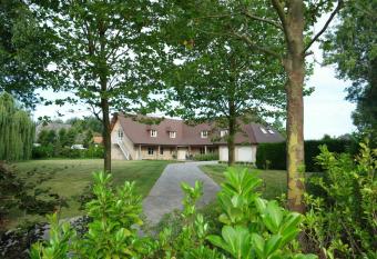 Villa Kokeliko has Balcony rooms