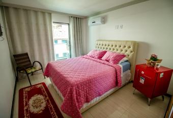 Hospedagem Stein - Su  te 402 allows 18 year olds to book a room