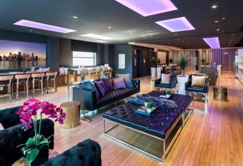 The Holland Hotel by Simplissimmo allows 18 year olds to book a room