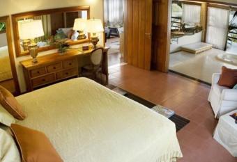 Santa Clara Hotel has Balcony rooms